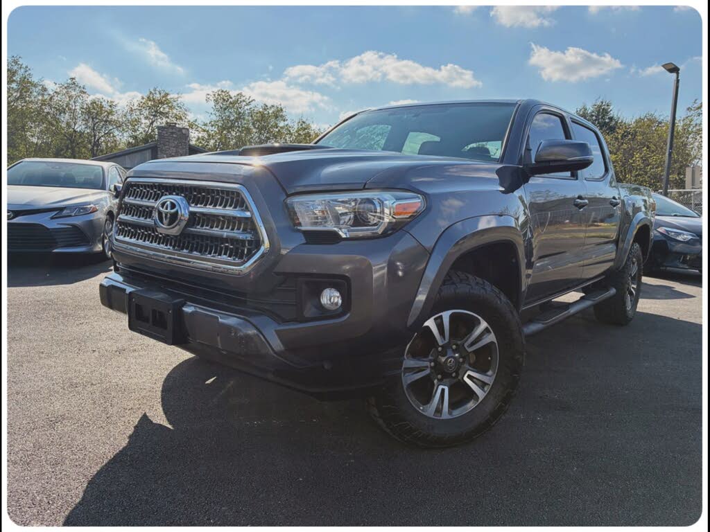 2017 Toyota Tacoma TRD Sport V6 Double Cab 4WD