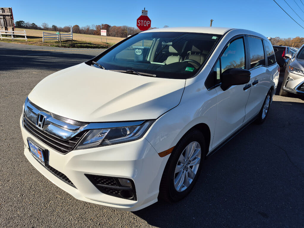 2018 Honda Odyssey LX FWD