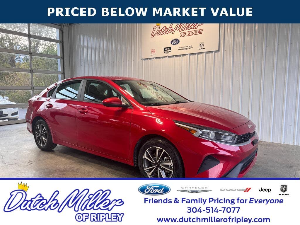 2024 Kia Forte LXS FWD