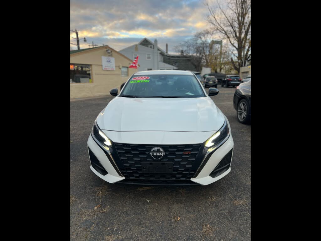 2024 Nissan Altima 2.5 SR FWD