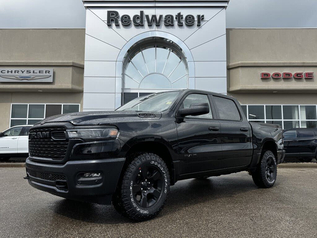 RAM 1500 Tradesman Crew Cab 4WD 2025