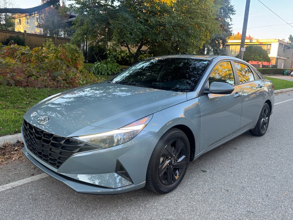 2021 Hyundai Elantra Preferred FWD with Sun and Safety Package