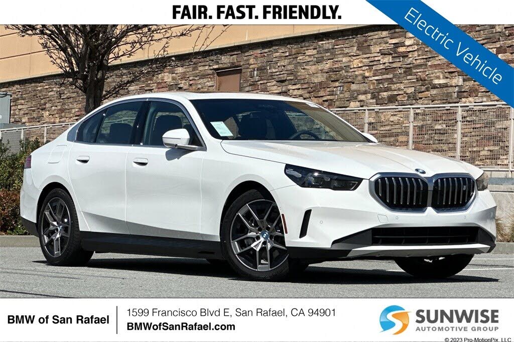 2025 BMW i5 eDrive40 FWD