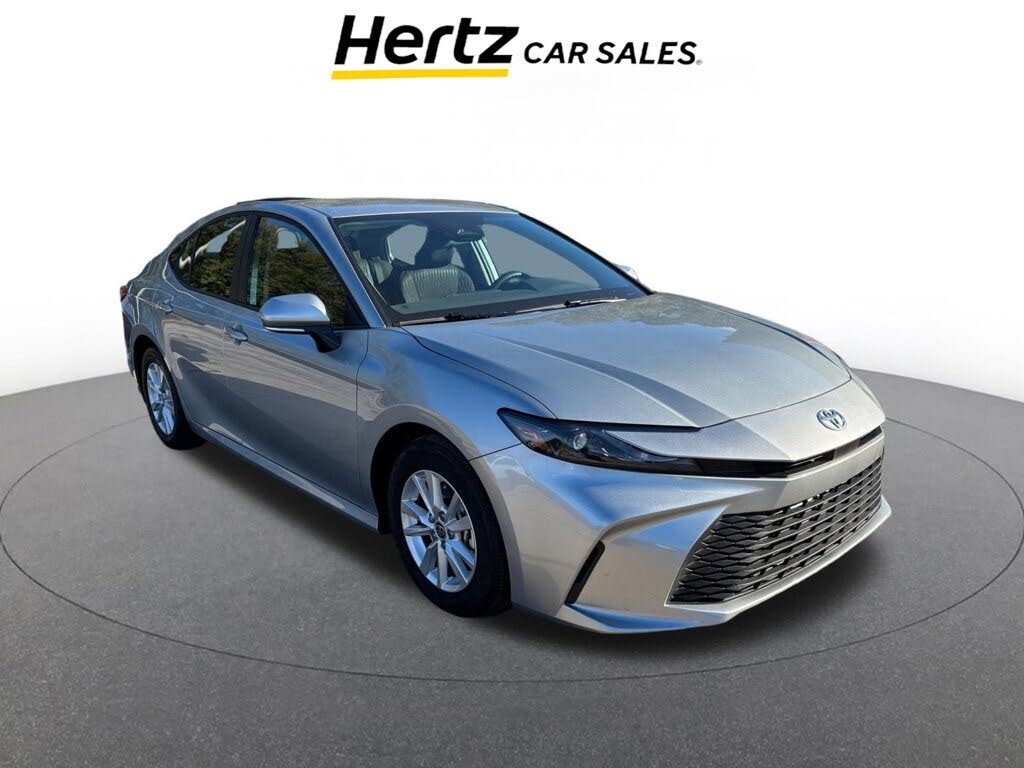 2025 Toyota Camry LE FWD
