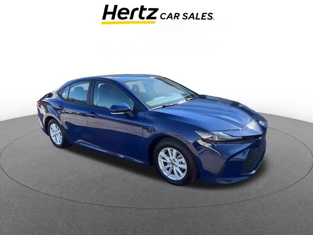 2025 Toyota Camry LE FWD
