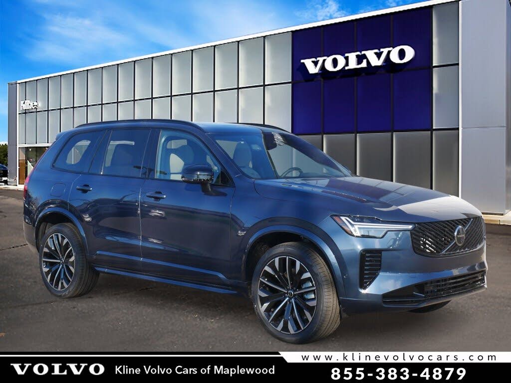 2026 Volvo XC90 B6 Ultra Dark 6-Passenger AWD