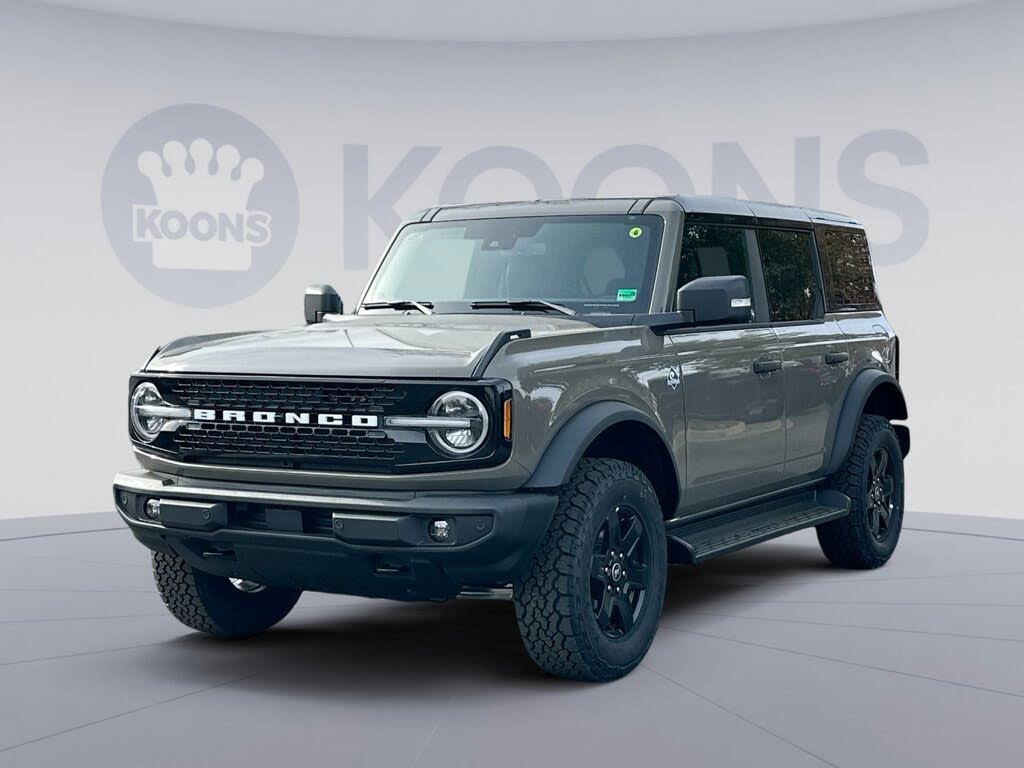 2025 Ford Bronco Outer Banks 4-Door 4WD