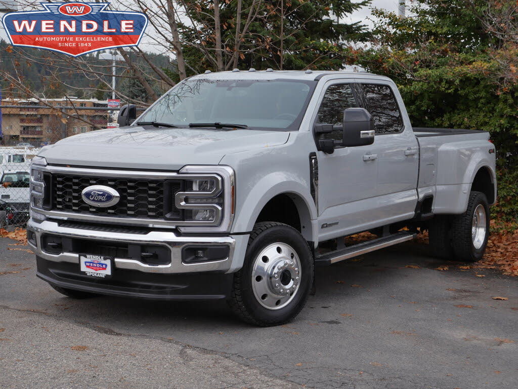 2025 Ford F-450 Super Duty Lariat Crew Cab LB DRW 4WD