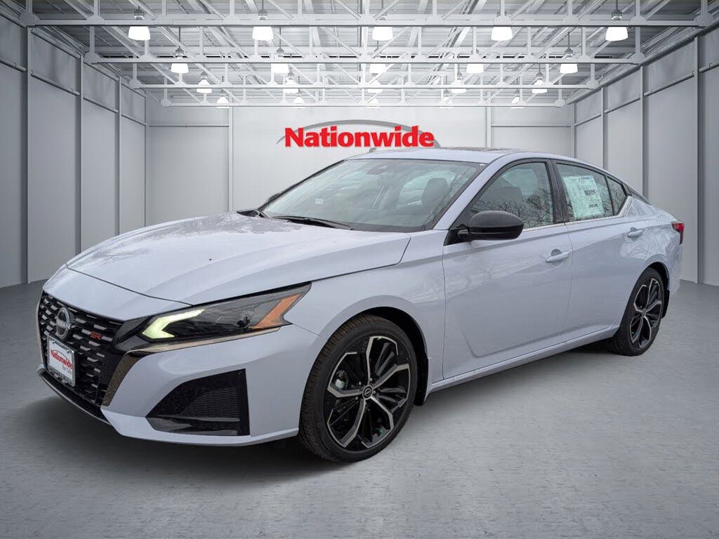 2025 Nissan Altima 2.5 SR FWD