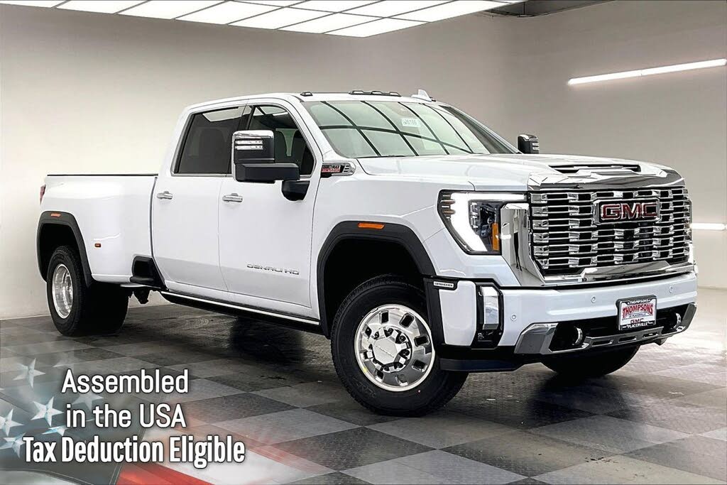 2026 GMC Sierra 3500HD Denali Crew Cab 4WD
