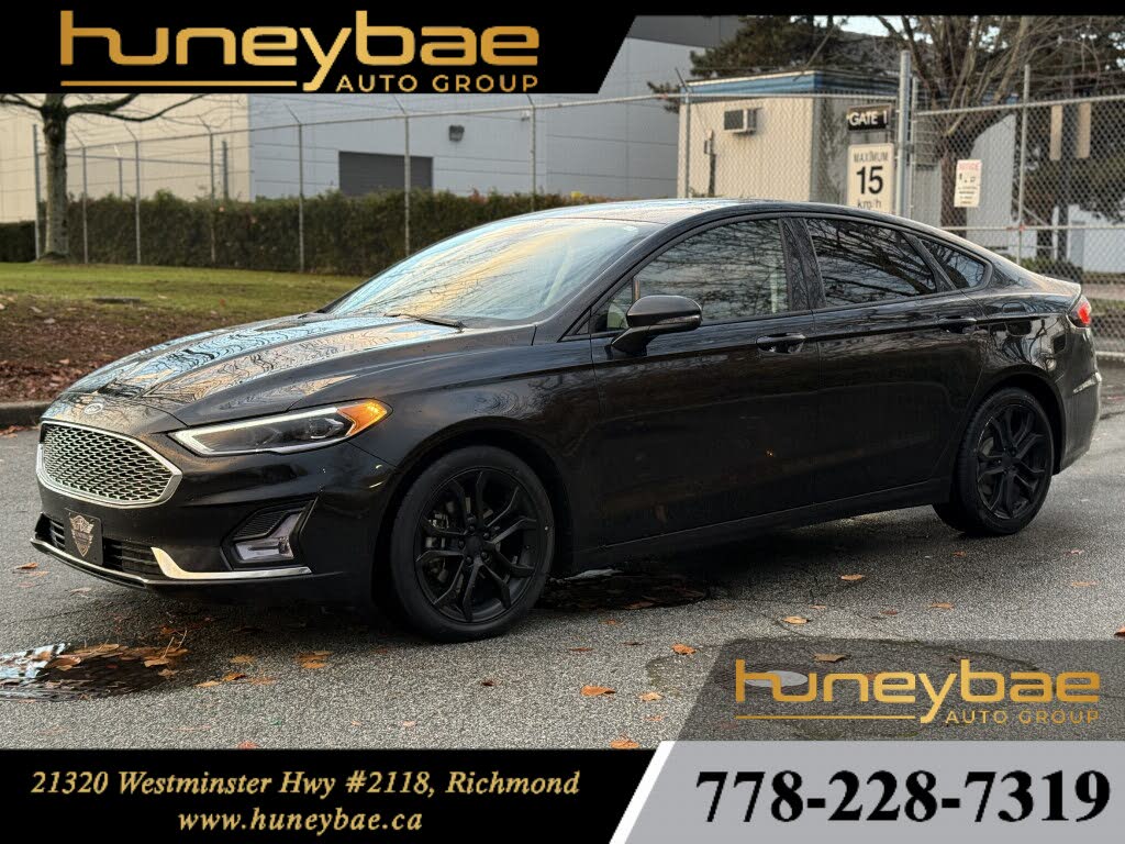 2019 Ford Fusion Hybrid Titanium FWD