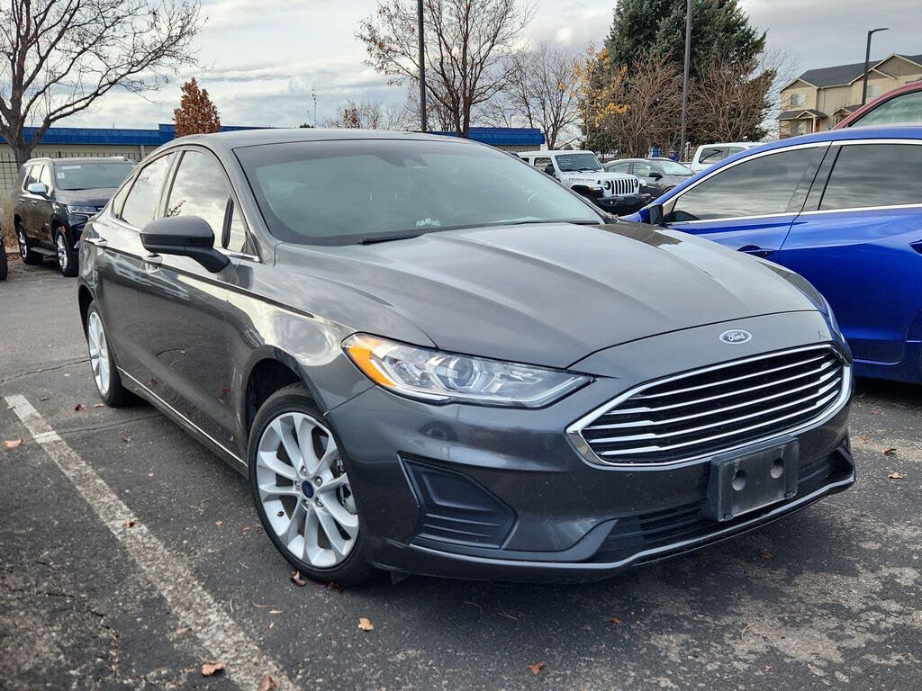 2020 Ford Fusion SE FWD