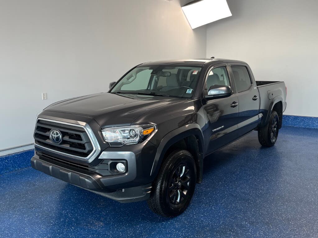 2022 Toyota Tacoma SR5 V6 Double Cab LB 4WD
