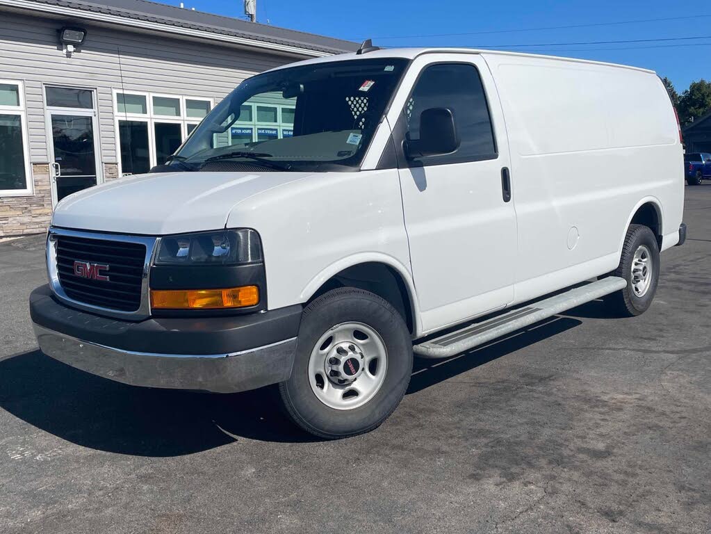2023 GMC Savana Cargo 2500 RWD