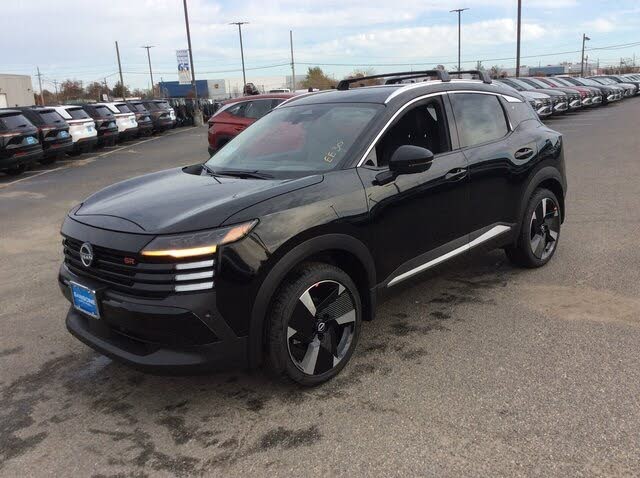 2026 Nissan Kicks SR AWD