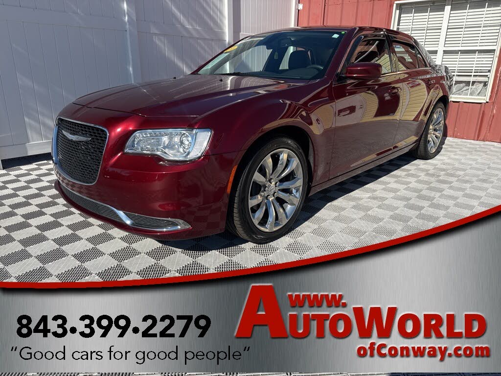 2017 Chrysler 300 Limited RWD