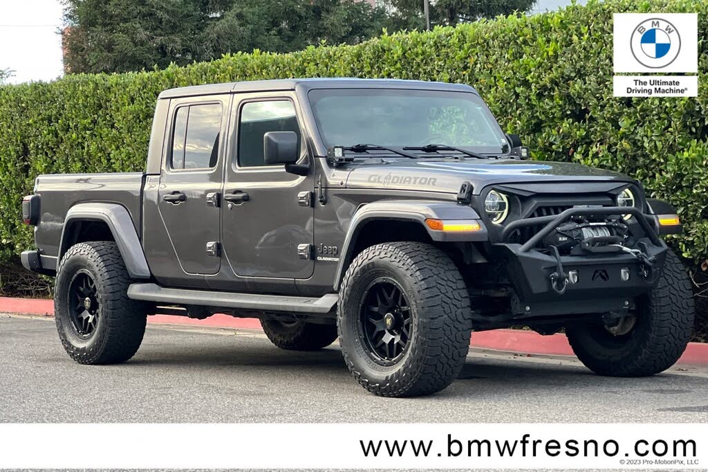 2020 Jeep Gladiator Overland Crew Cab 4WD