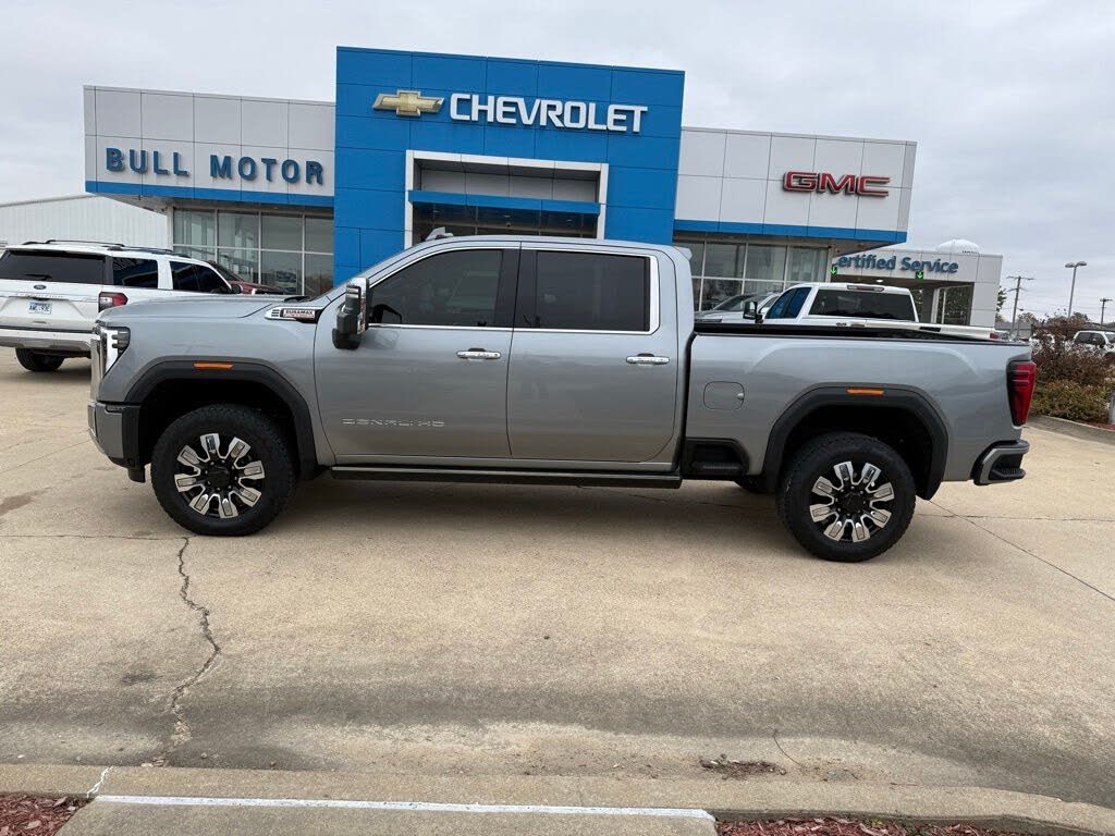 2024 GMC Sierra 2500HD Denali Crew Cab 4WD