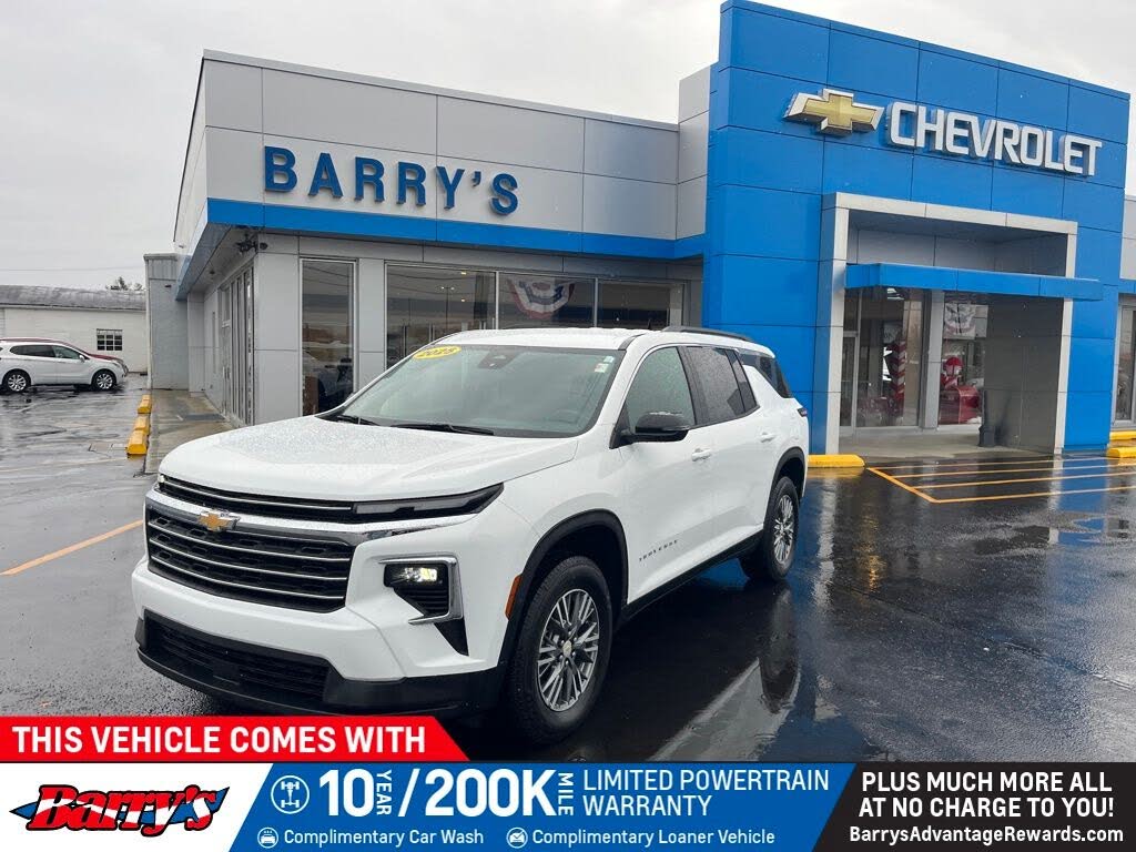 2025 Chevrolet Traverse LT FWD