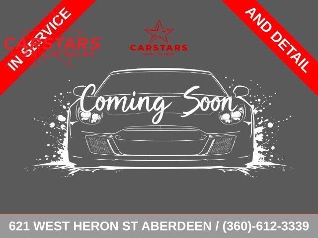 2013 Volkswagen Golf R 4-Door AWD