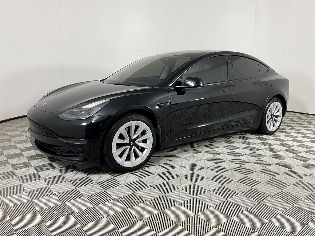 2022 Tesla Model 3 RWD