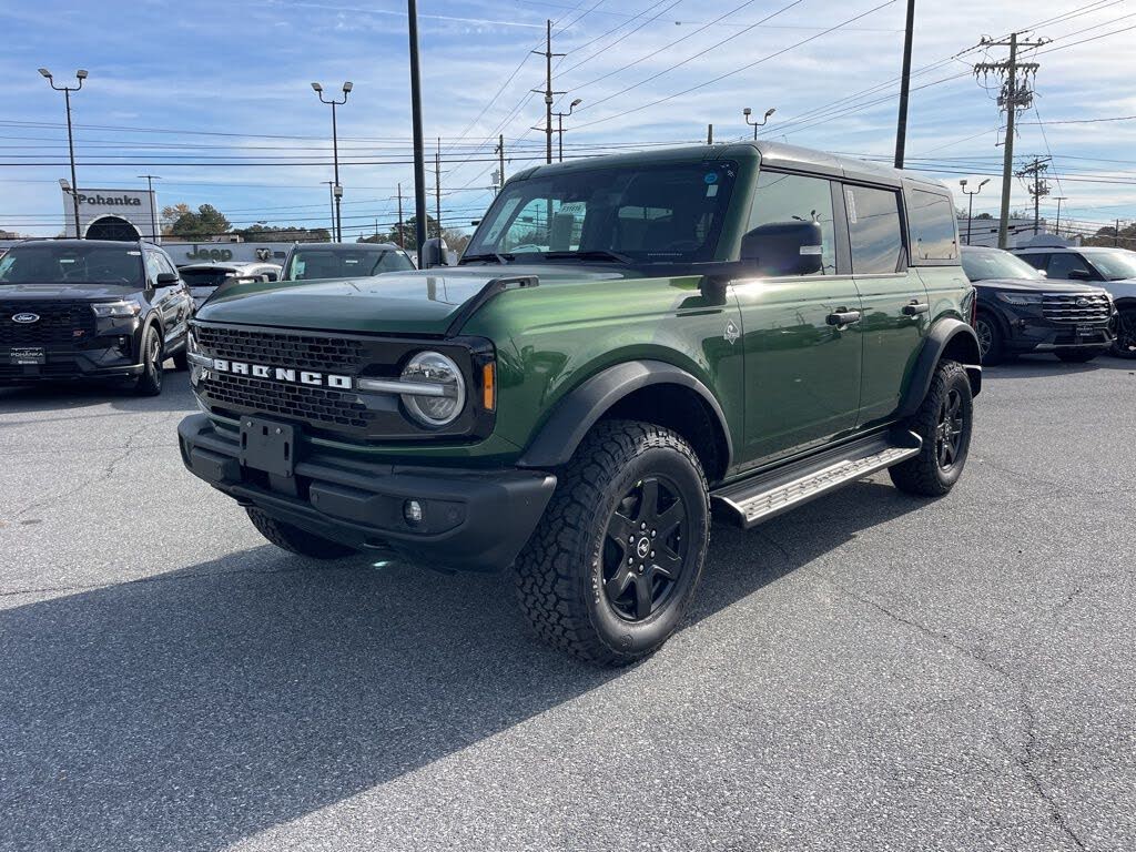 2025 Ford Bronco Outer Banks 4-Door 4WD