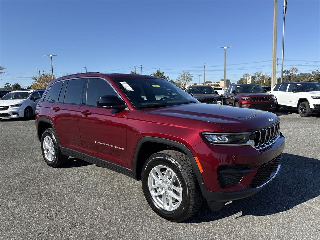 2025 Jeep Grand Cherokee Laredo X RWD
