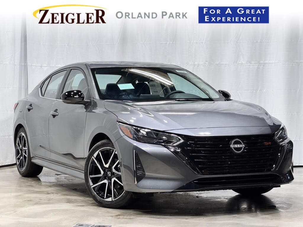 2025 Nissan Sentra SR FWD