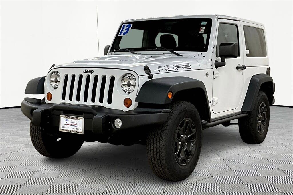 2013 Jeep Wrangler Sahara 4WD