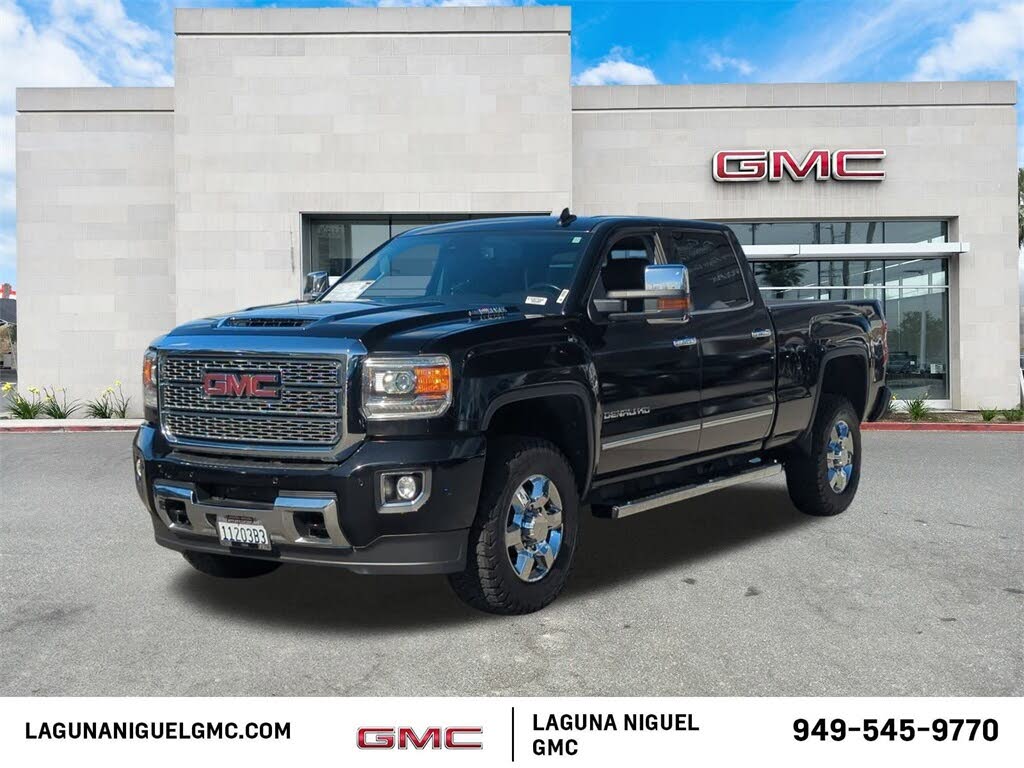 2018 GMC Sierra 3500HD Denali Crew Cab LB DRW 4WD