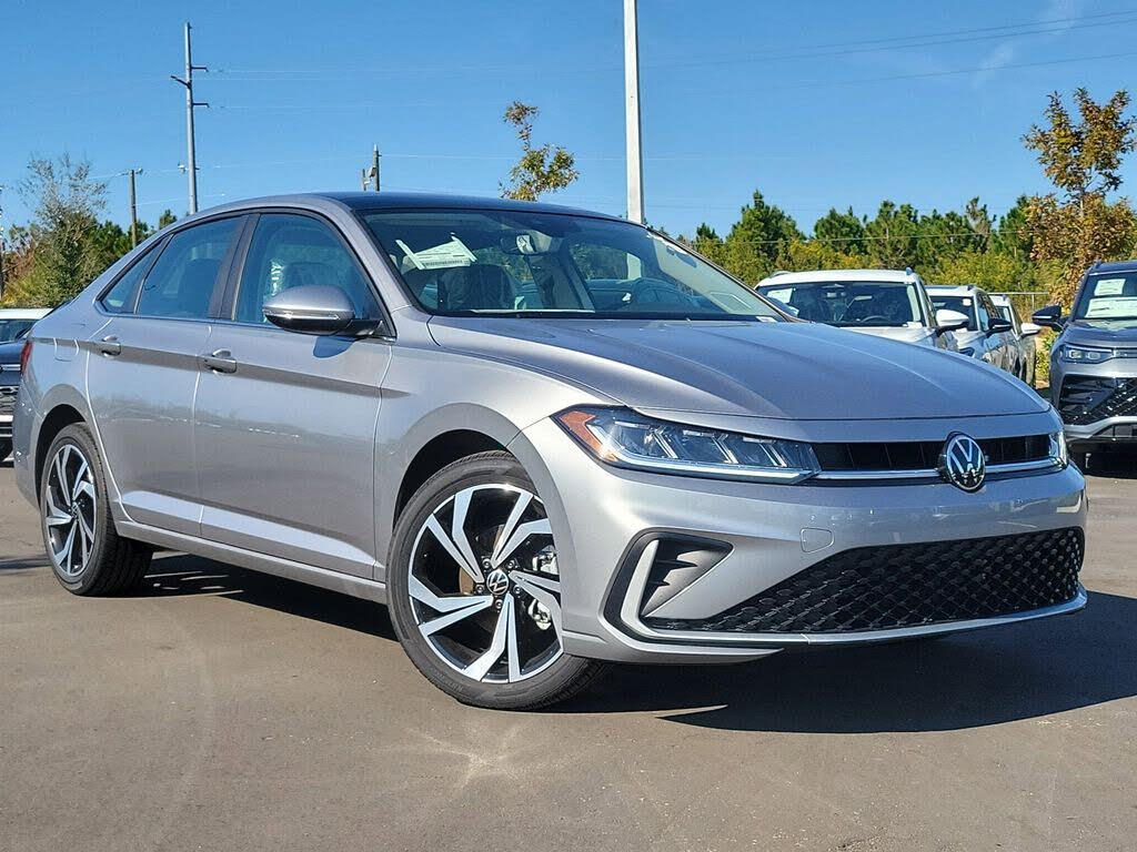 2025 Volkswagen Jetta SEL FWD