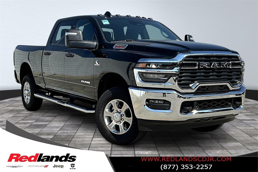 2025 RAM 2500 Big Horn Crew Cab 4WD