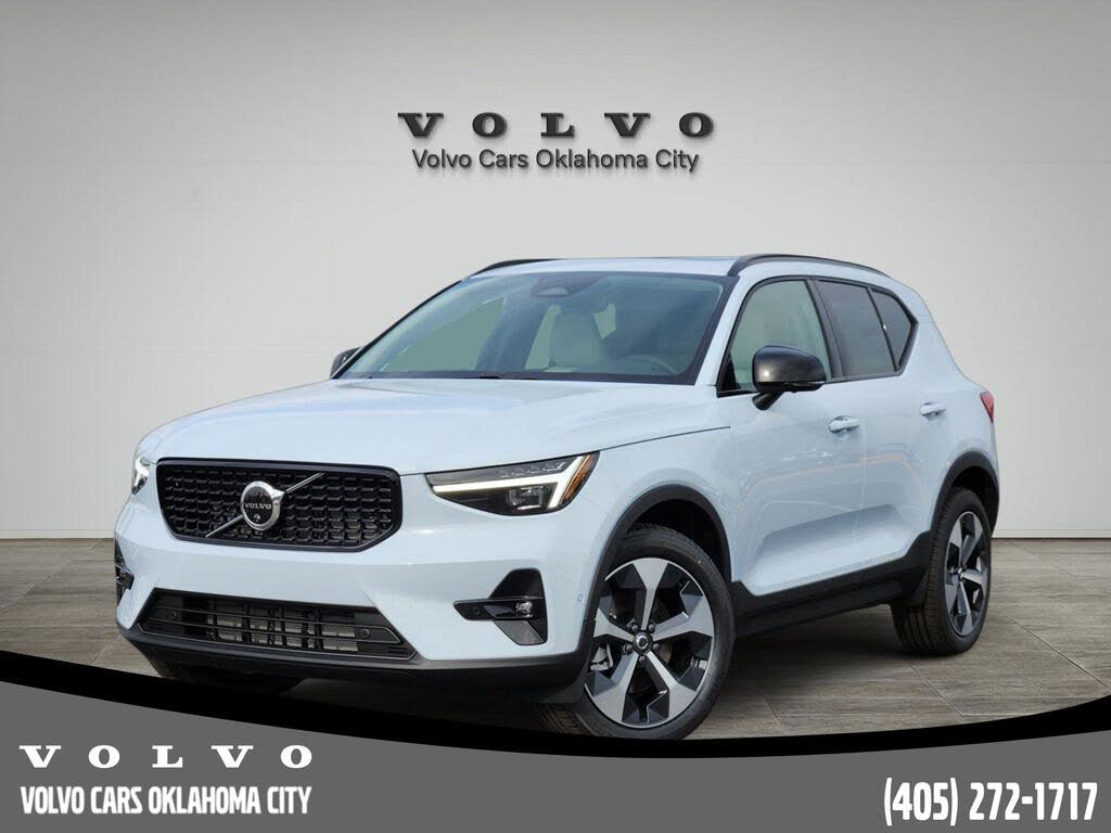 2026 Volvo XC40 B5 Plus AWD