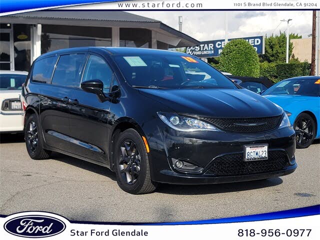 2018 Chrysler Pacifica Touring Plus FWD