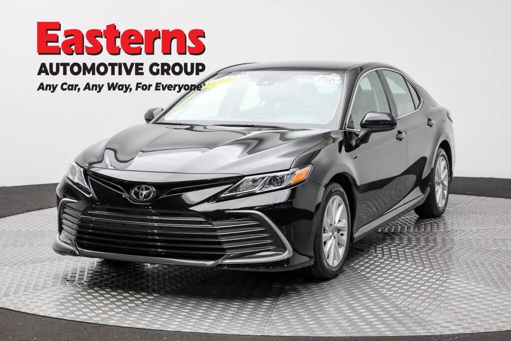 2023 Toyota Camry LE FWD