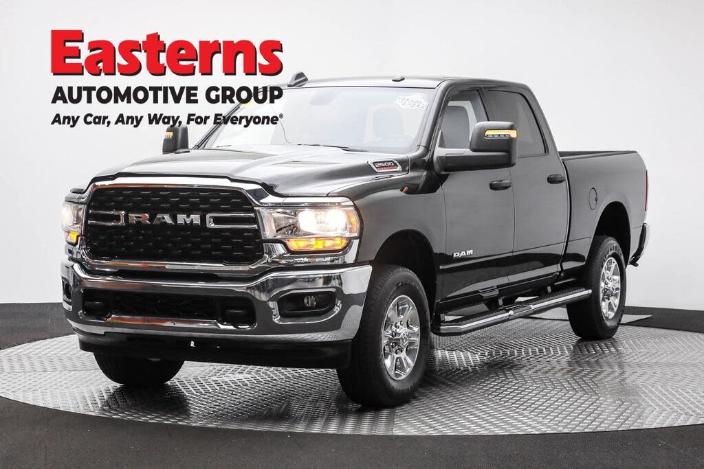 2024 RAM 2500 Big Horn Crew Cab 4WD