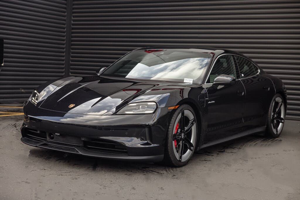 2025 Porsche Taycan