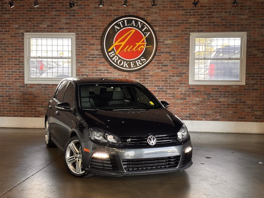 2013 Volkswagen Golf R 4-Door AWD