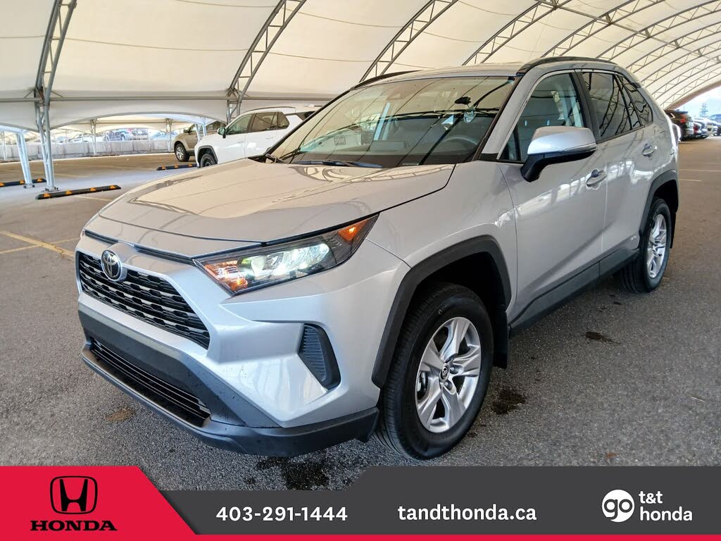 Toyota RAV4 Hybrid LE AWD 2025