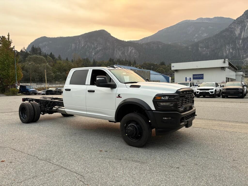 2026 RAM 5500 Chassis Tradesman Crew Cab 84 4WD