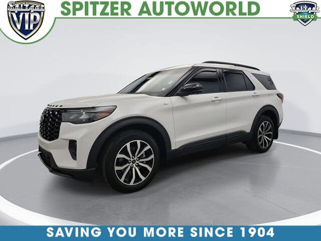 2025 Ford Explorer ST-Line AWD