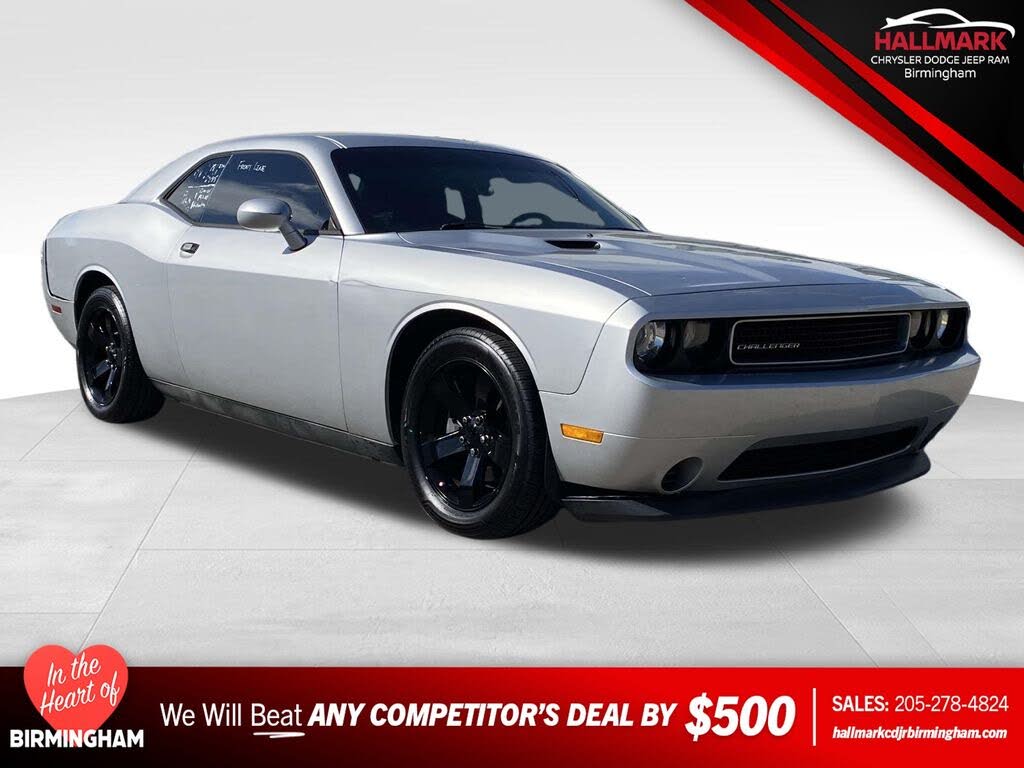 2012 Dodge Challenger SXT RWD