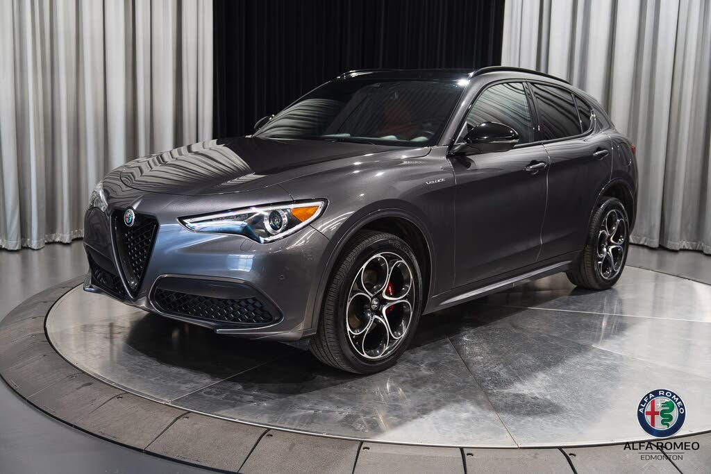 2022 Alfa Romeo Stelvio Ti AWD