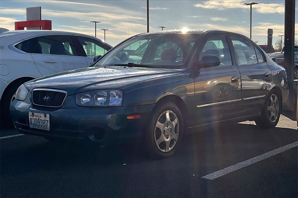 2003 Hyundai Elantra GLS Sedan FWD