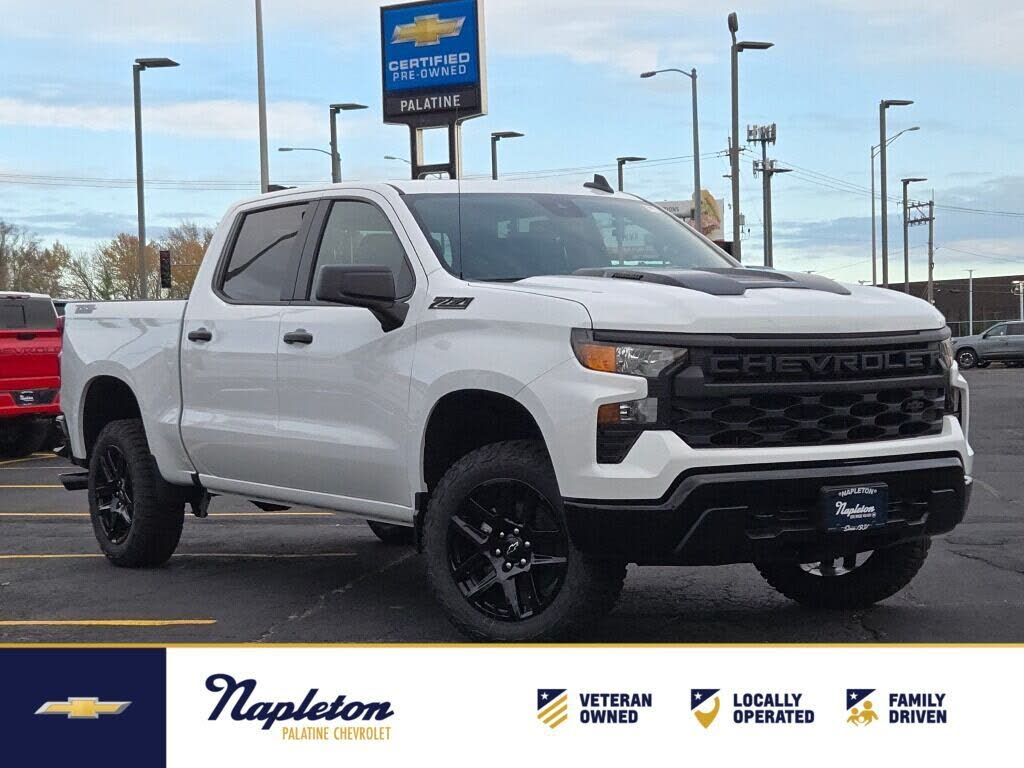 2026 Chevrolet Silverado 1500 Custom Trail Boss Crew Cab 4WD