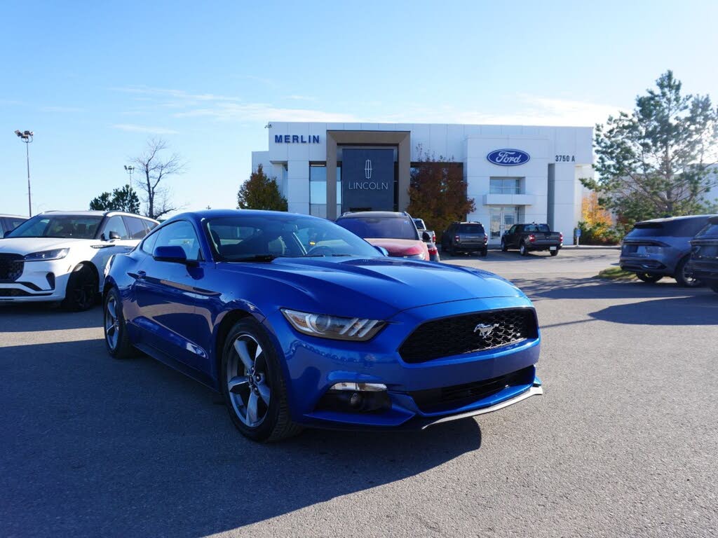 2017 Ford Mustang V6 Coupe RWD