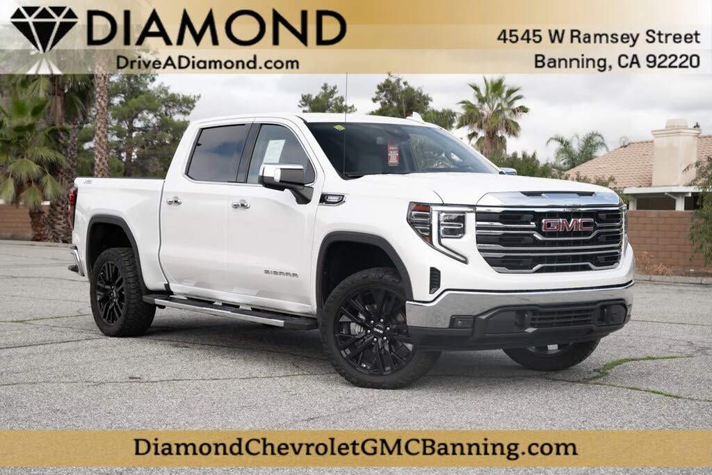 2023 GMC Sierra 1500 SLT Crew Cab 4WD