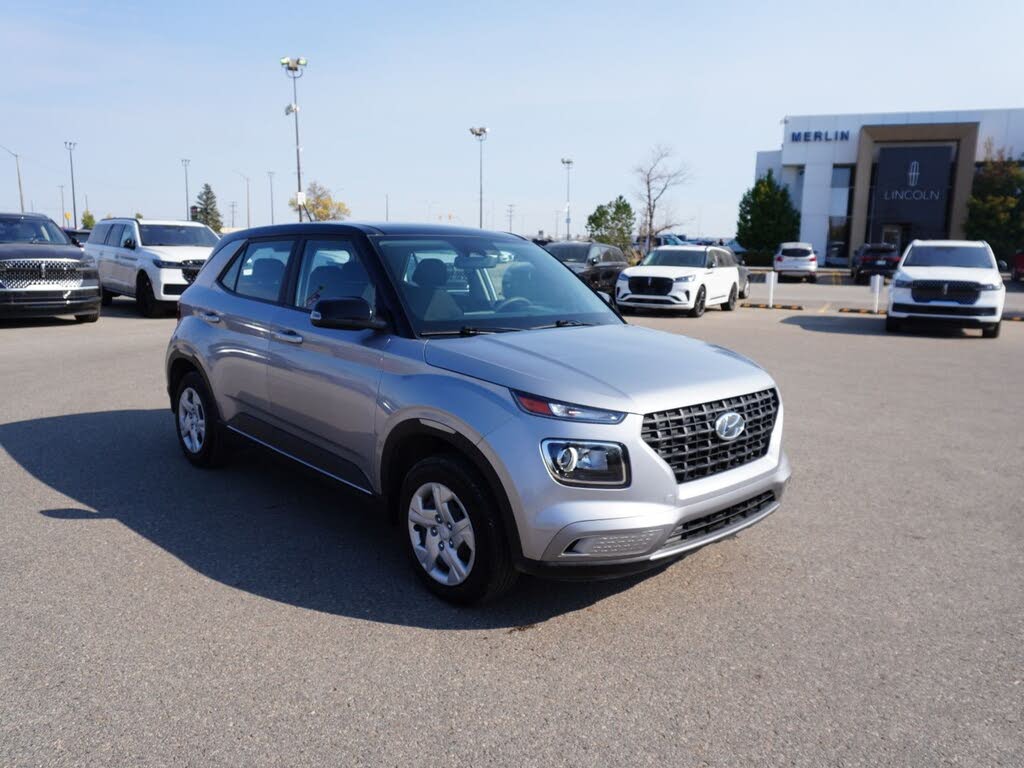 Hyundai Venue Essential FWD 2024