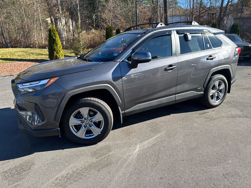 2024 Toyota RAV4 Hybrid XLE AWD