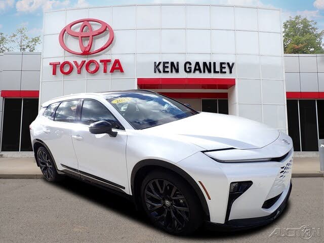 2025 Toyota Crown Signia Limited AWD